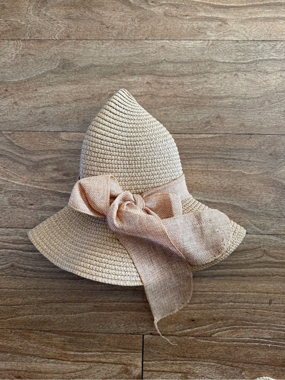 SHEIN Beige Straw Sun Hat with Bow and Matching Straw Clutch - Picture 2 of 6